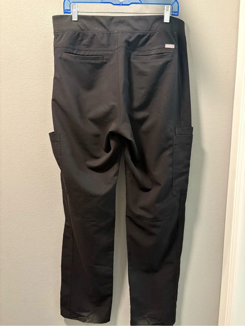 FIGS Men’s Axim Straight-Leg Scrub Trouser
